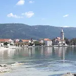 Casa *