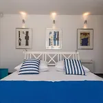 Casa *