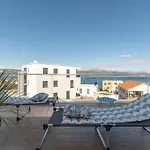 Casa *